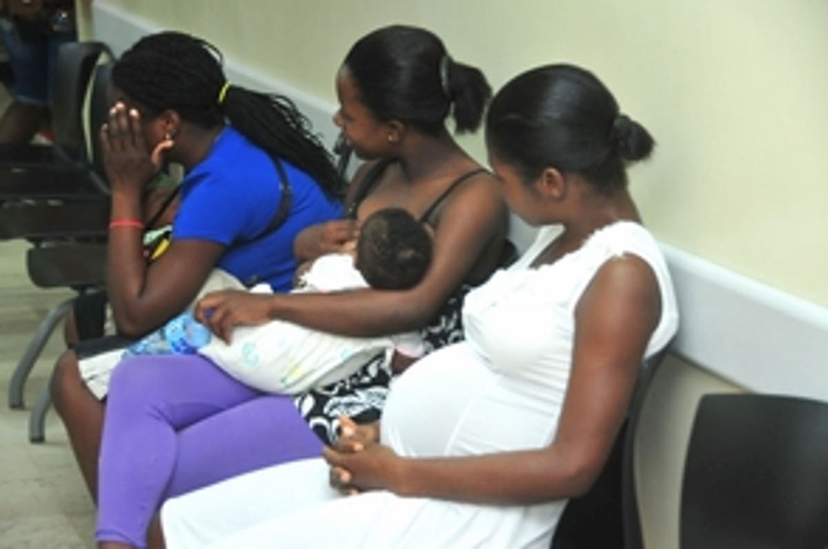 Sociedad de Ginecología propone cobros en hospitales a parturientas haitianas