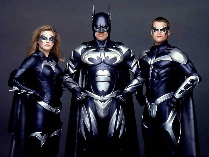 George Clooney pide perdón por actuación en Batman y Robin.