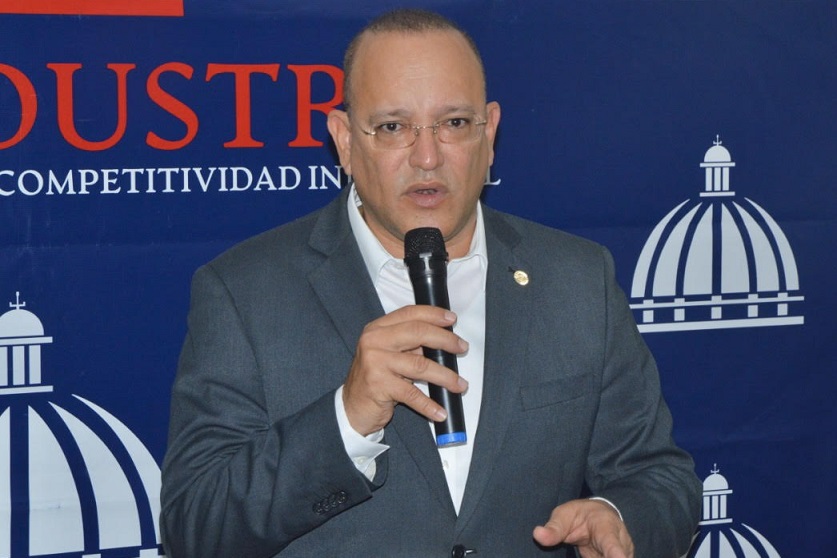 Ulises Rodríguez defiende gestión de Luis Abinader.