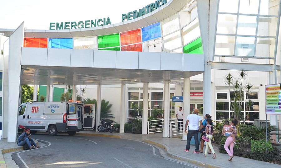 Denuncian intento privatización Hospital Infantil Arturo Grullón.