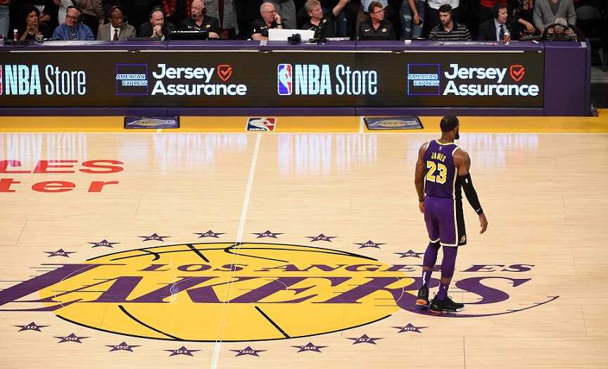 Completan venta del 27 % de Los Ángeles Lakers.