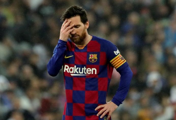 Lionel Messi abandona Barcelona.