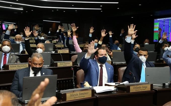 Diputados votan a favor de referéndum, Congreso RD.