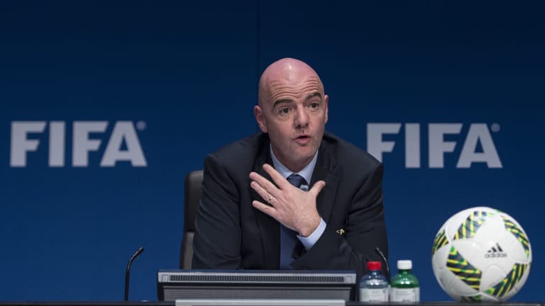 Presidente de la FIFA apoya Mundial bienal.