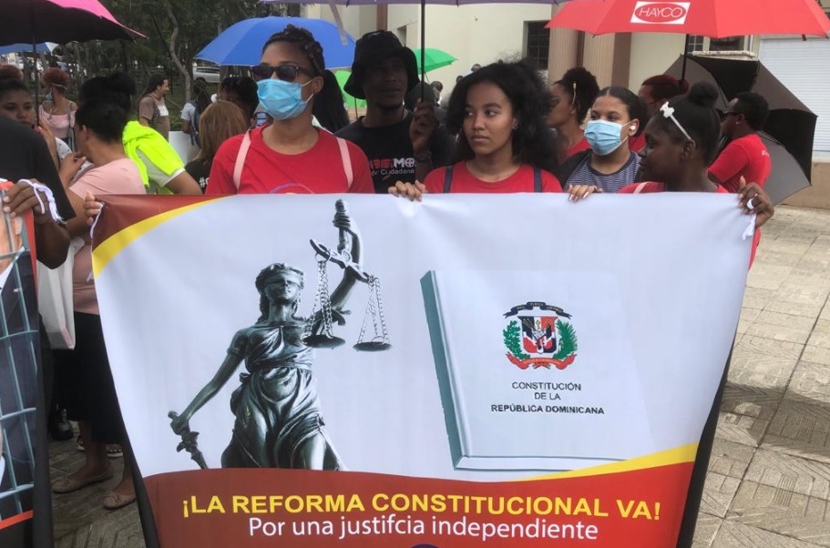 Grupo Generación de Cambio pide reforma constitucional.