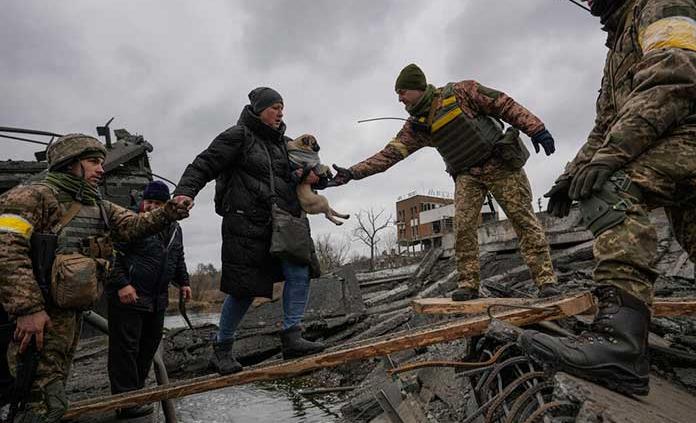 FMI prevé crisis mundial agravada por guerra Ucrania.