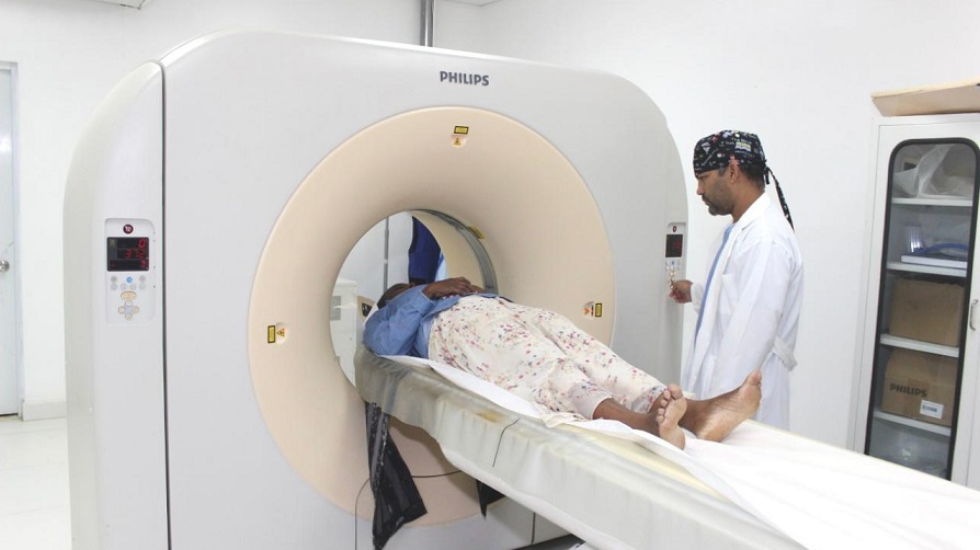 Hospital Ney Arias Lora ponen en funcionamiento área de tomografía.