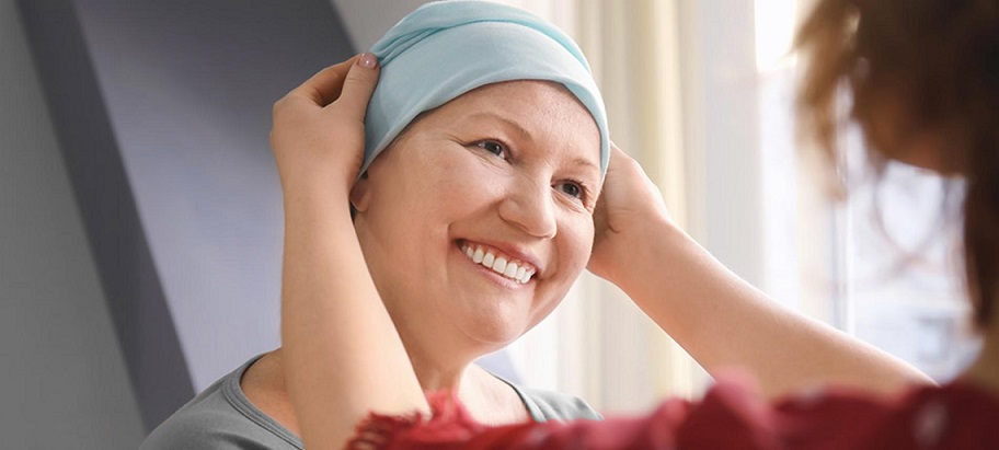 Apoyo emocional es vital para recuperación pacientes con cáncer de mama.