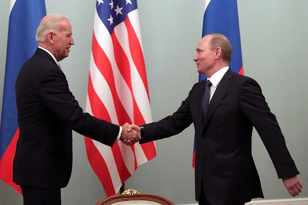 Joe Biden responde a acusaciones de Vladimir Putin.